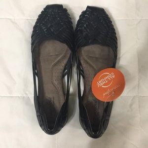 Natural soul size 8M leather loafers